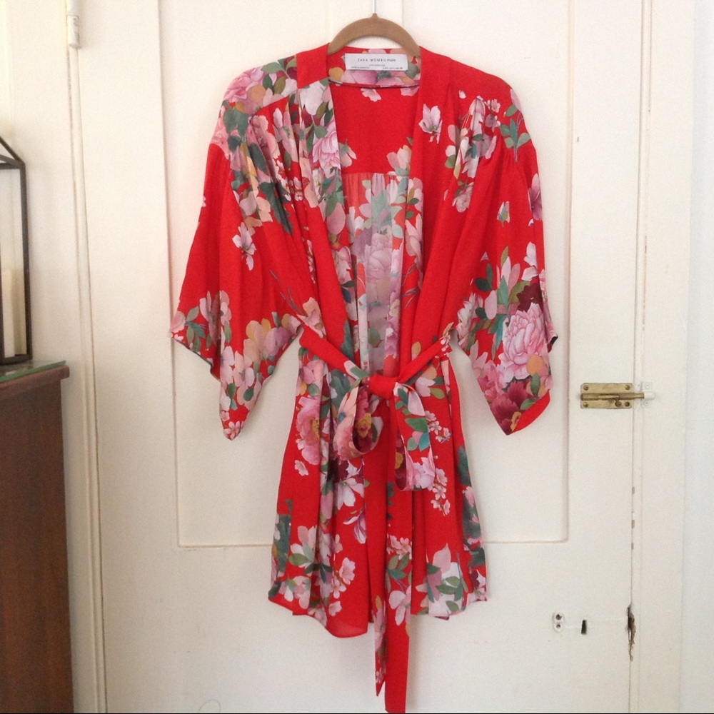 Red Crepe Belted Kimono